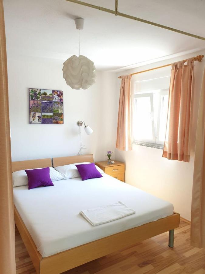 Apartments Andelic Свети свети Филип и Яков Екстериор снимка